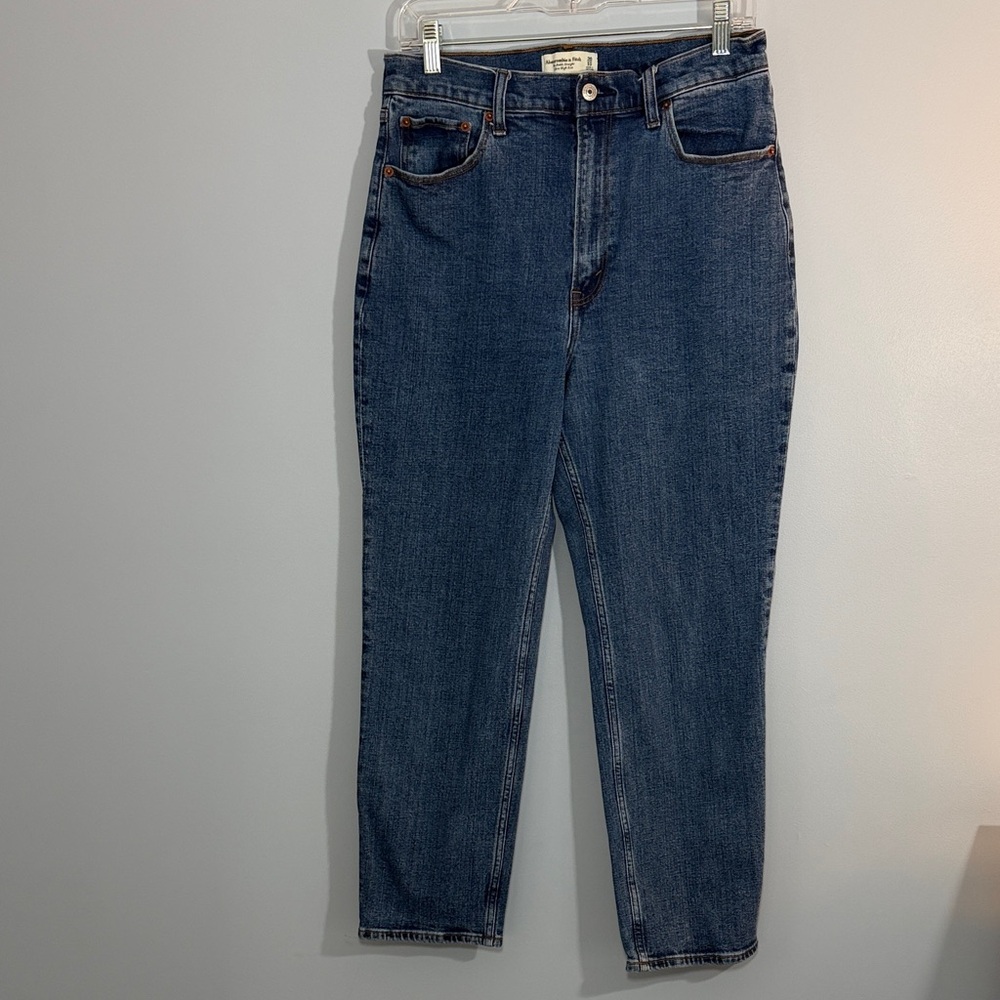 Abercrombie & Fitch The Ankle Straight Ultra High Rise Jeans women’s size 30/10